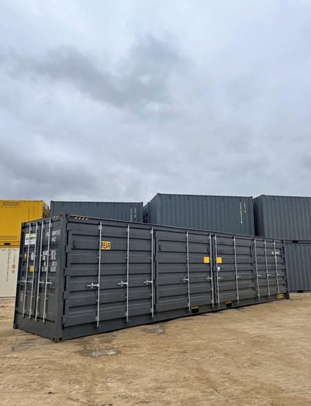 40ft High Cube storage container — view 1